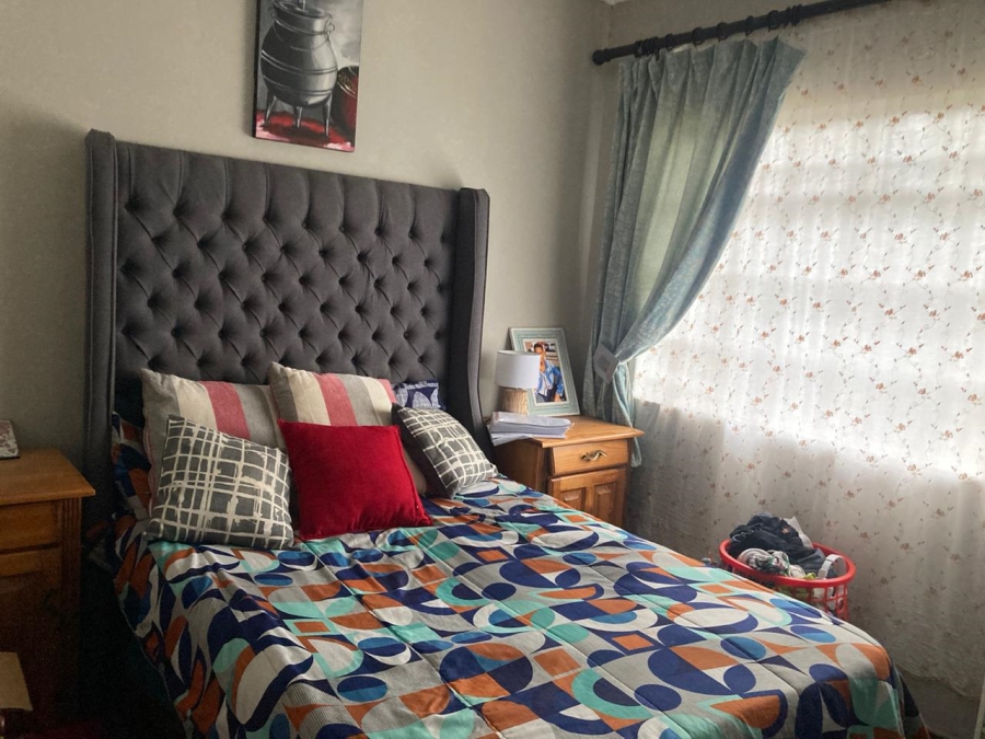 5 Bedroom Property for Sale in West Bank Eastern Cape